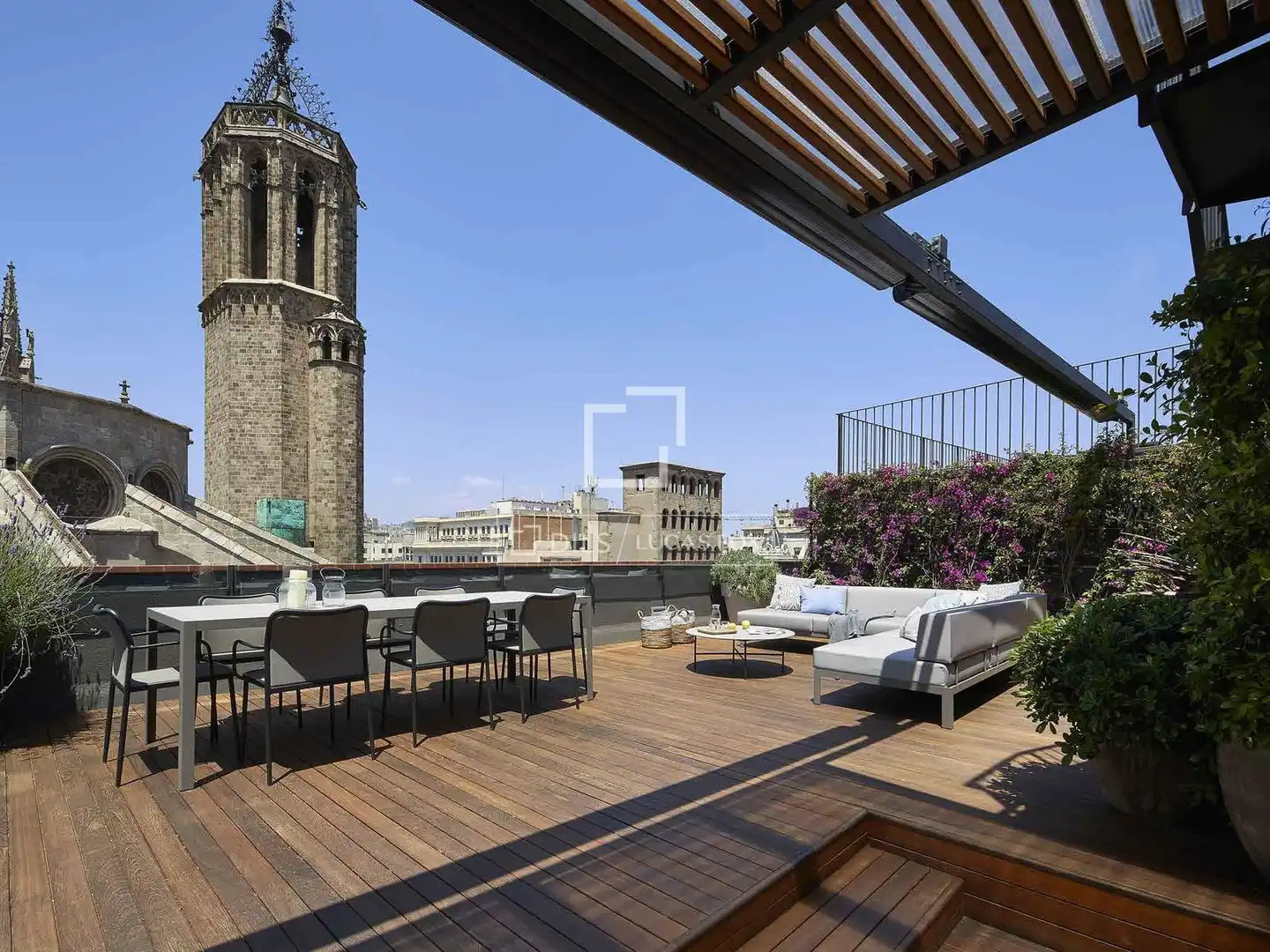 Terrasse von Dachboden zum Verkauf in Barcelona mit Klimaanlage, Heizung und Parkett