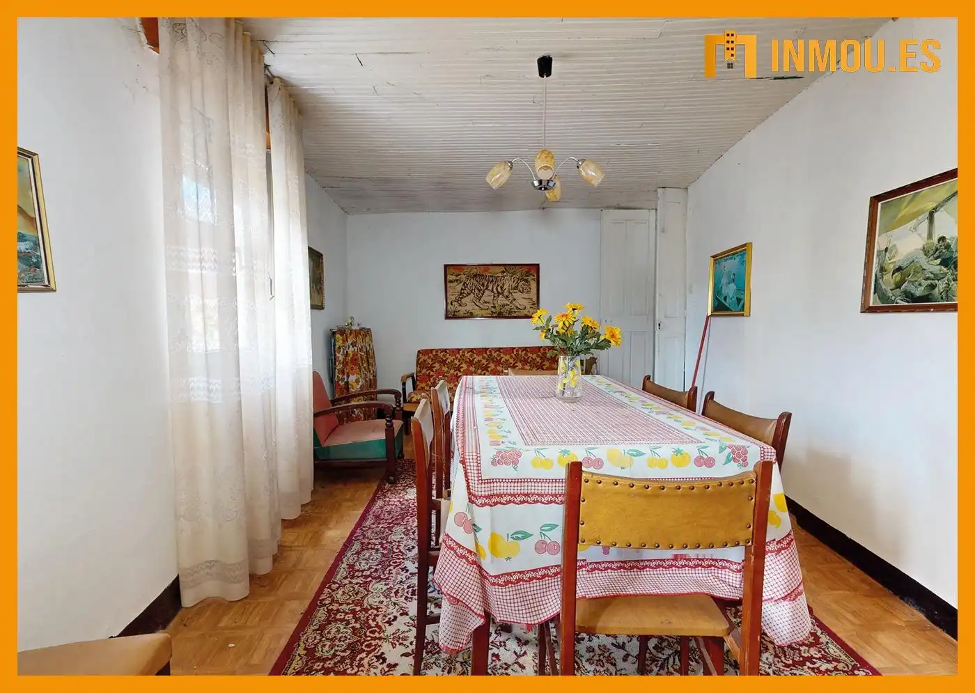 Esszimmer von Einfamilien-Reihenhaus zum Verkauf in Celanova mit Privatgarten