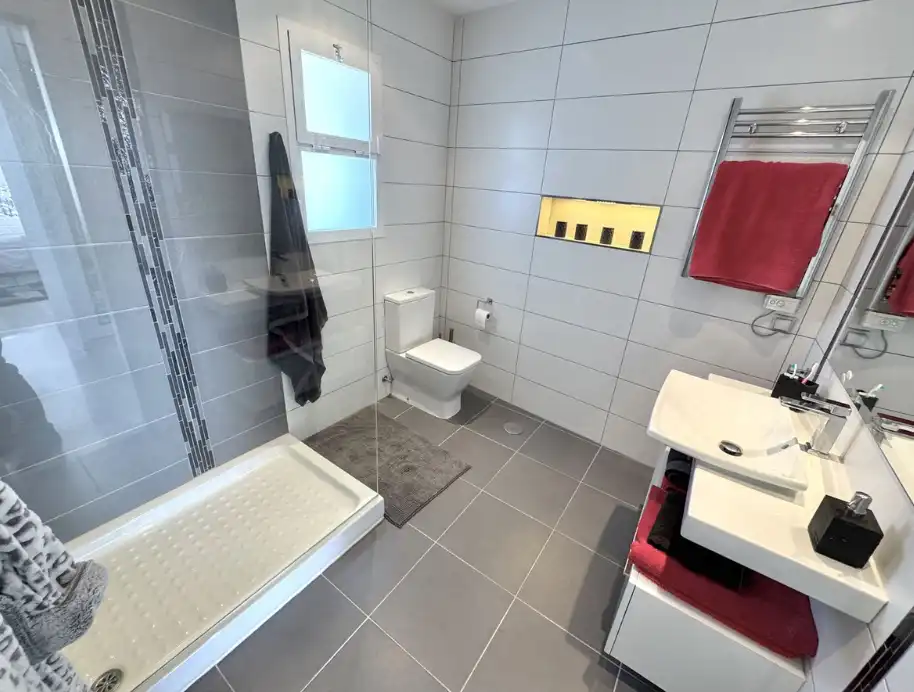 Chalet con piscina en venta en Calle Huelva de Calahonda 3820, imagen 21