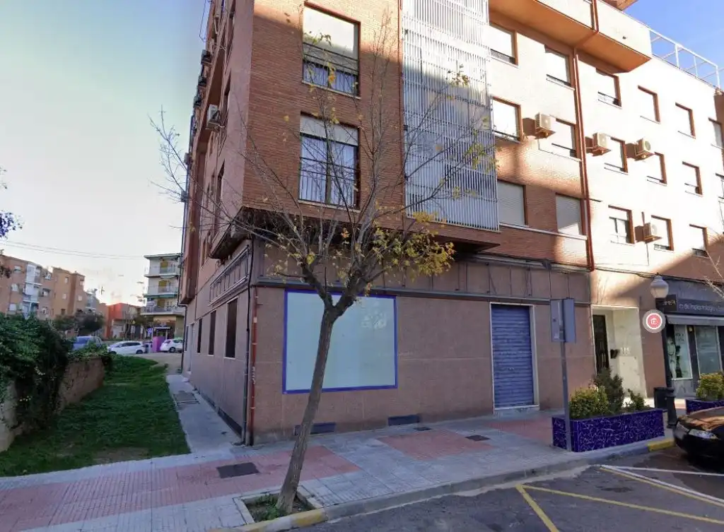 Business premises to rent in Avenida de Juan Carlos I 74