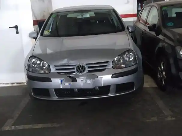 Aparcament de Garatge de lloguer en Barcelona amb Alarma