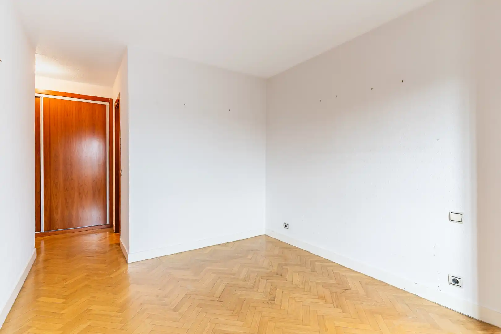 Schlafzimmer von Wohnung zum Verkauf in Majadahonda mit Klimaanlage, Heizung und Privatgarten