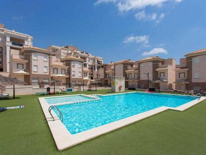 Vista exterior de Apartament en venda en Santa Pola amb Aire condicionat, Calefacció i Jardí privat