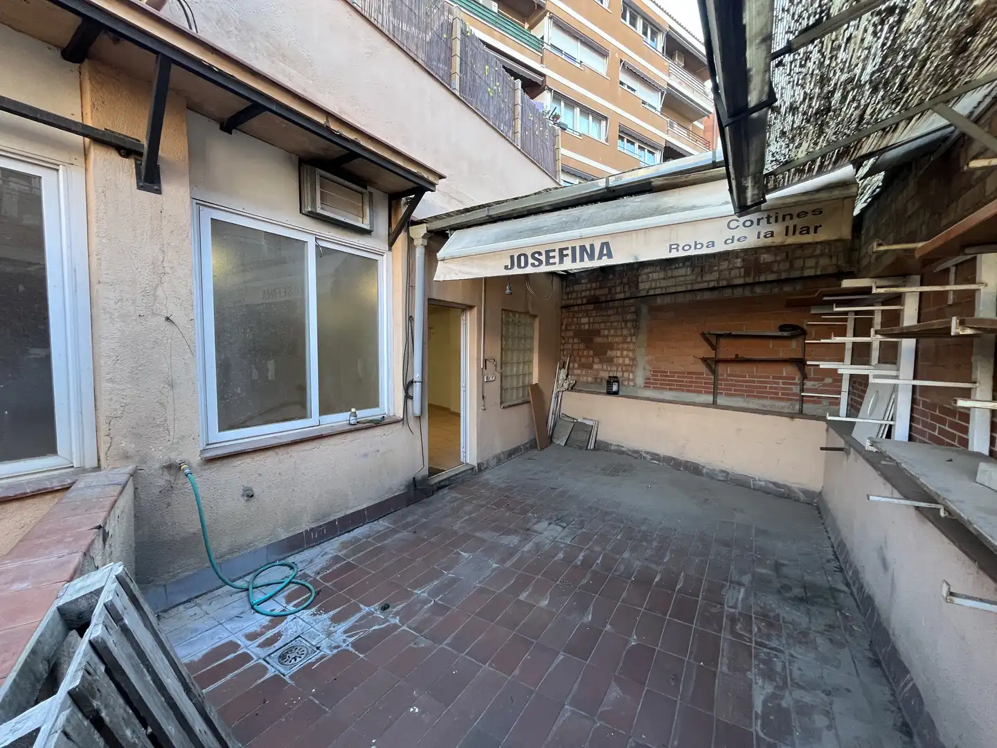 Commercial properties for rent in Manresa