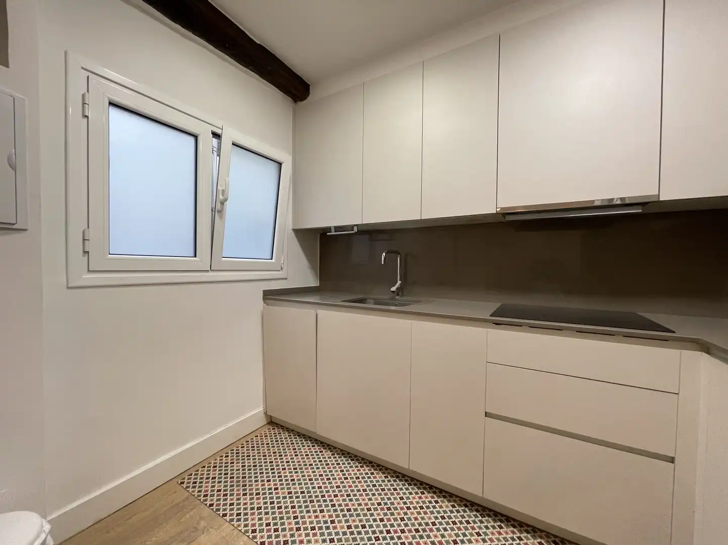 Kitchen of Flat for rent in Donostia - San Sebastián   with Air Conditioner and Heating