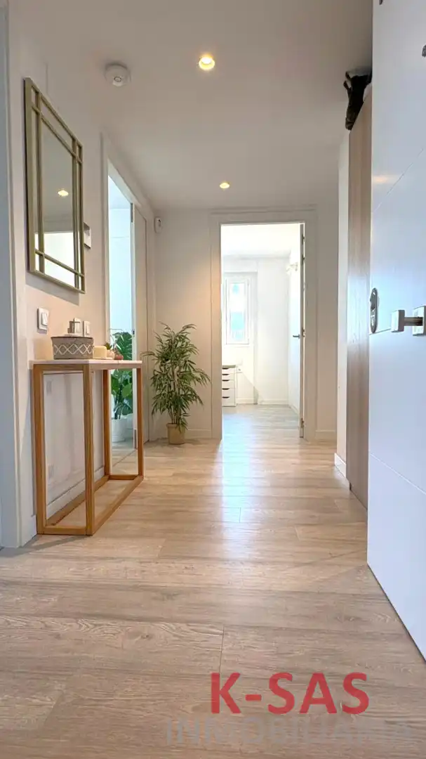 Pis en venda en L'Hospitalet de Llobregat amb Aire condicionat, Parquet i Terrassa