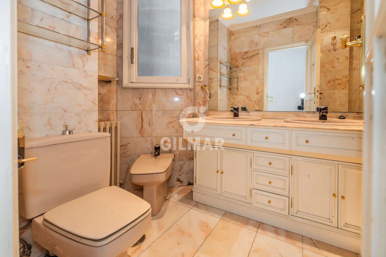 Bathroom of Flat for sale in Madrid  with Heating and Storage room