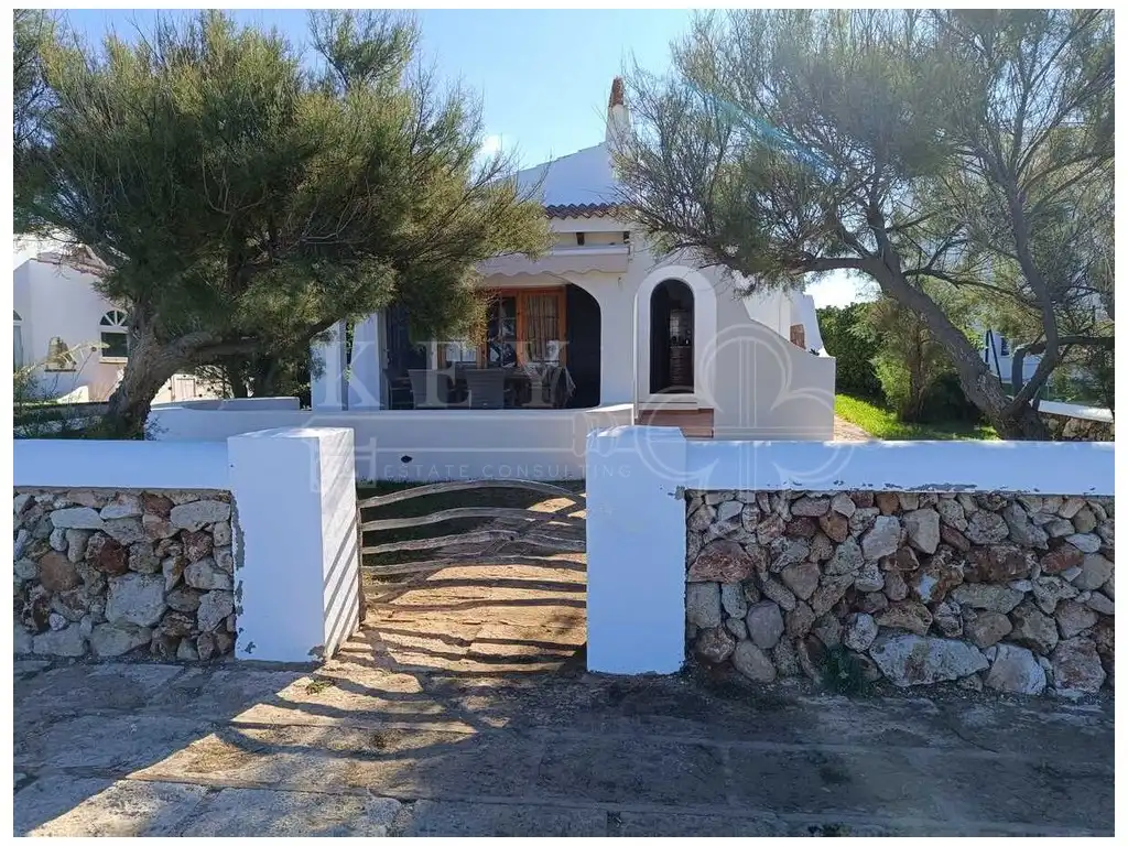 Vista exterior de Casa o chalet en venta en Ciutadella de Menorca con Piscina