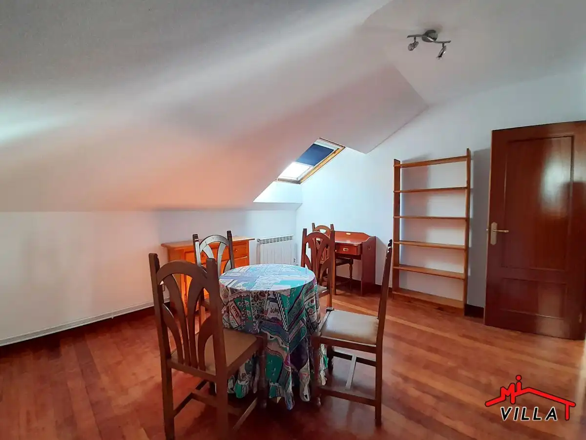 Comedor de Piso en venta en Ramales de la Victoria con Calefacción y Terraza