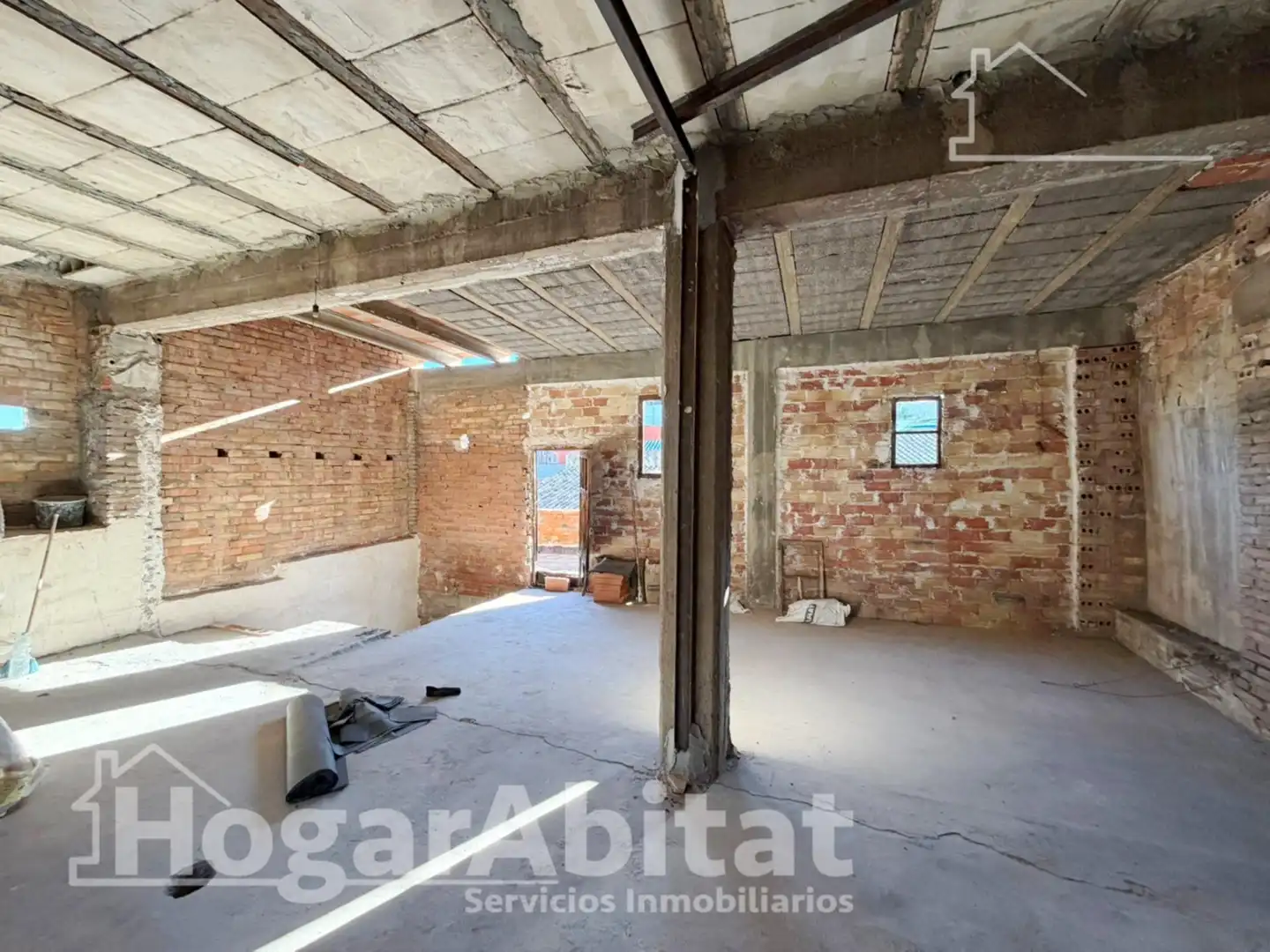 Casa o chalet en venta en Sagunto / Sagunt con Terraza y Balcón
