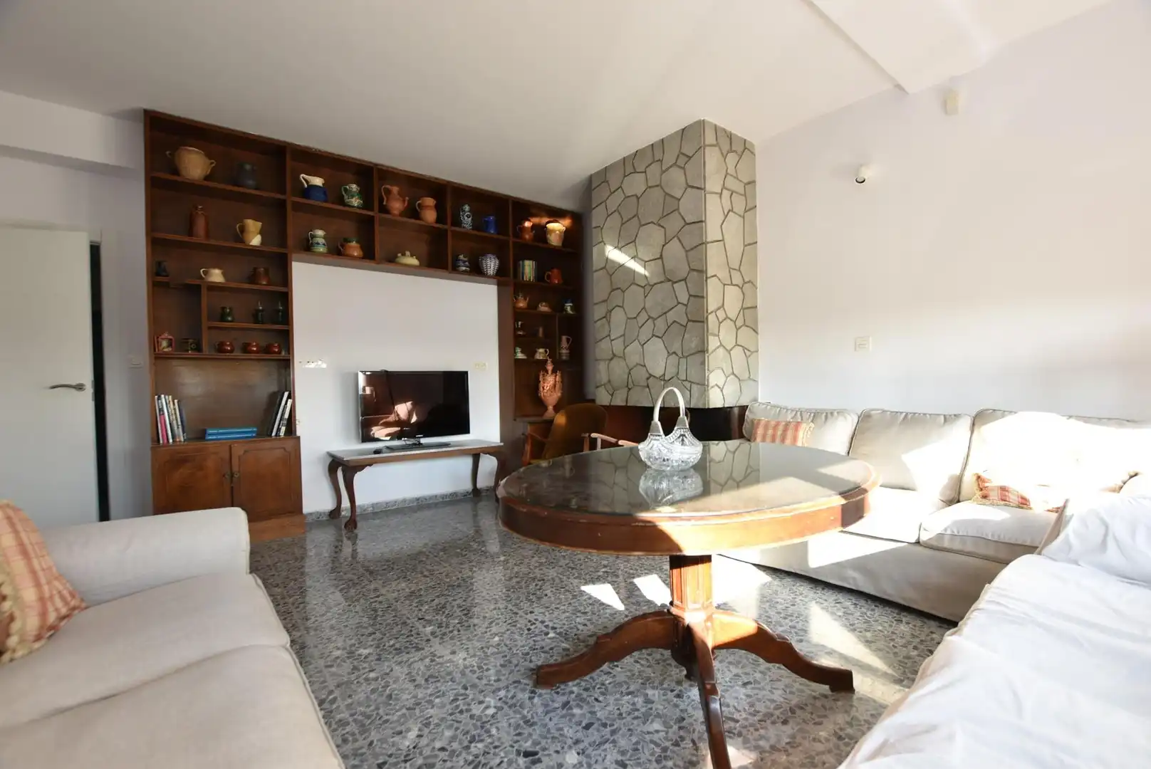 Sala d'estar de Casa o xalet de lloguer en Granada amb Aire condicionat, Terrassa i Piscina