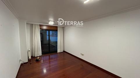 Foto 2 de Piso en venta en Eiriña, Zona de Plaza de Barcelos, Pontevedra Capital