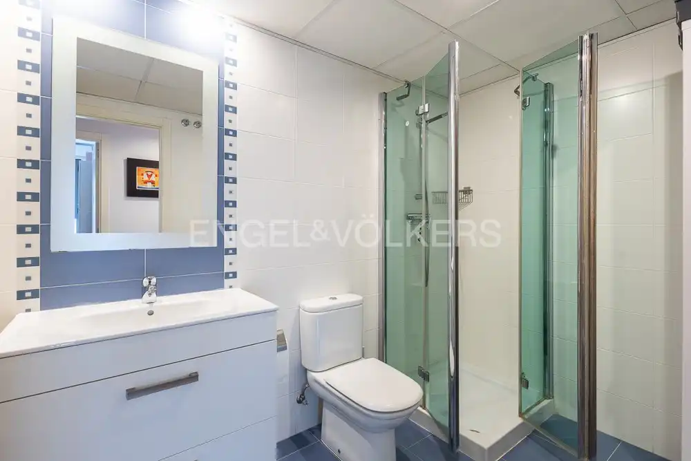 Baño de Piso de alquiler en Valencia con Aire acondicionado, Calefacción y Parquet