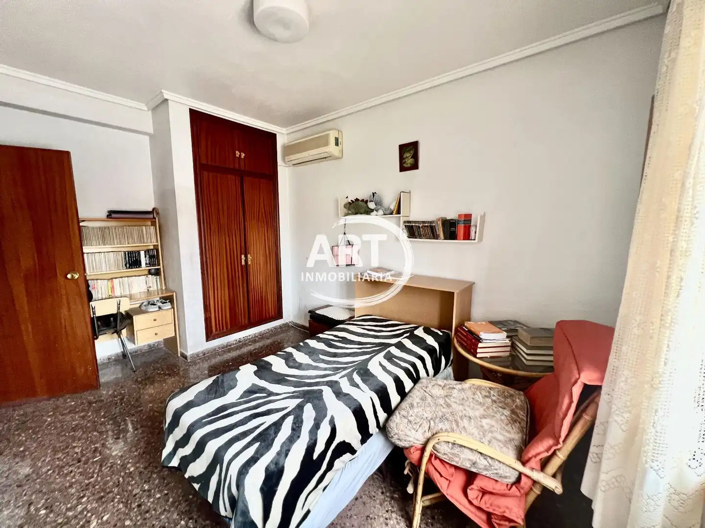 Habitación de Casa o chalet en venta en Riba-roja de Túria, Valencia