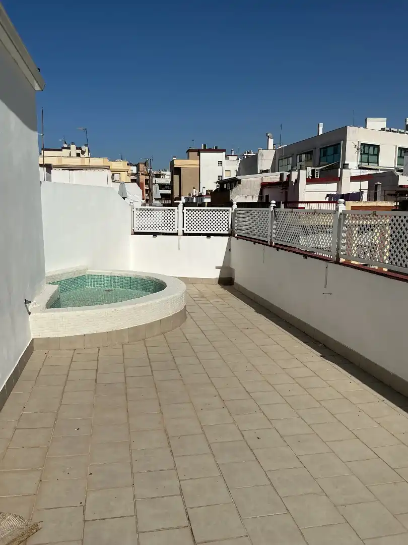 Dachboden zur Miete in Córdoba, Córdoba