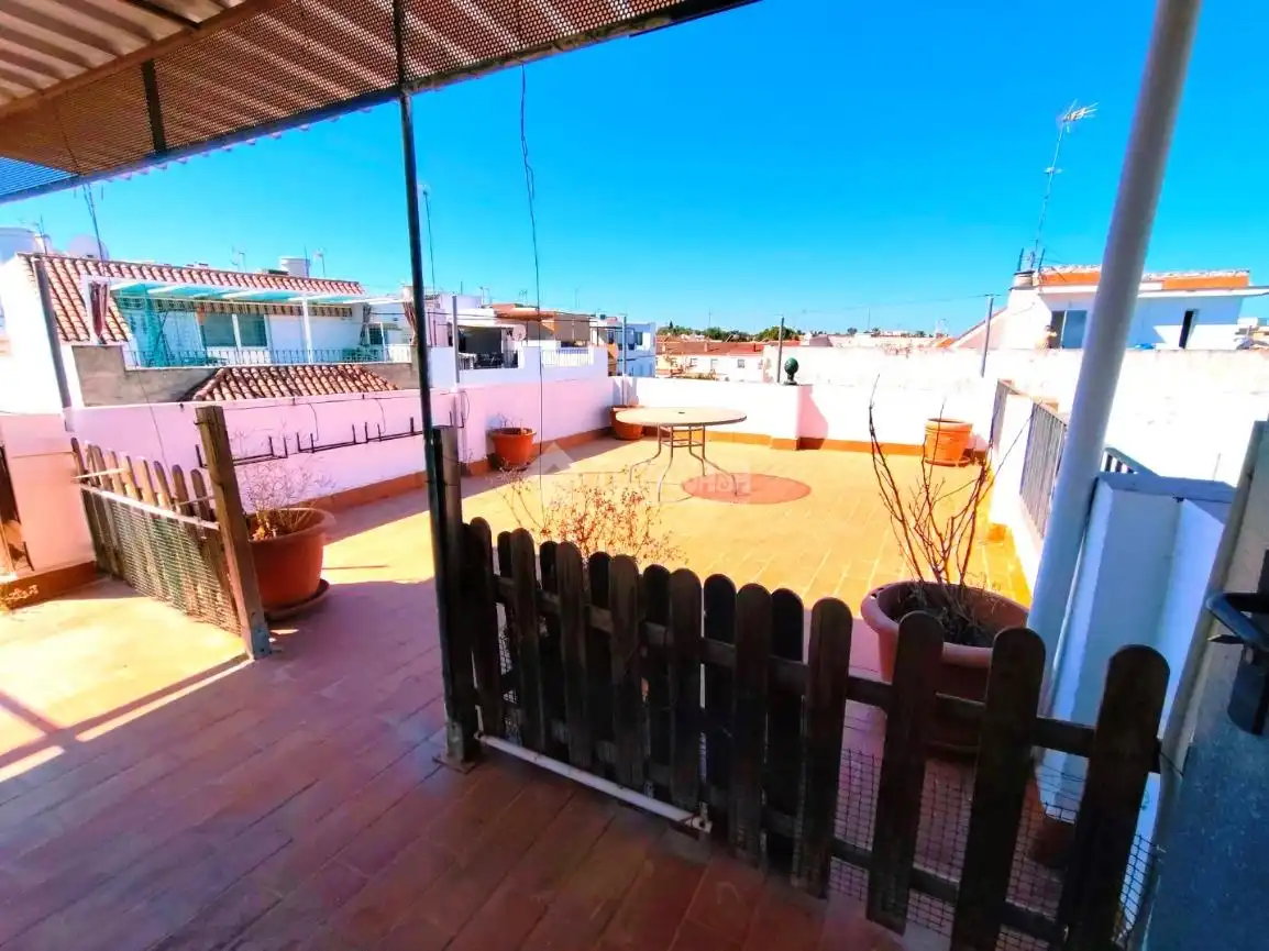 Terraza de Piso en venta en Coria del Río