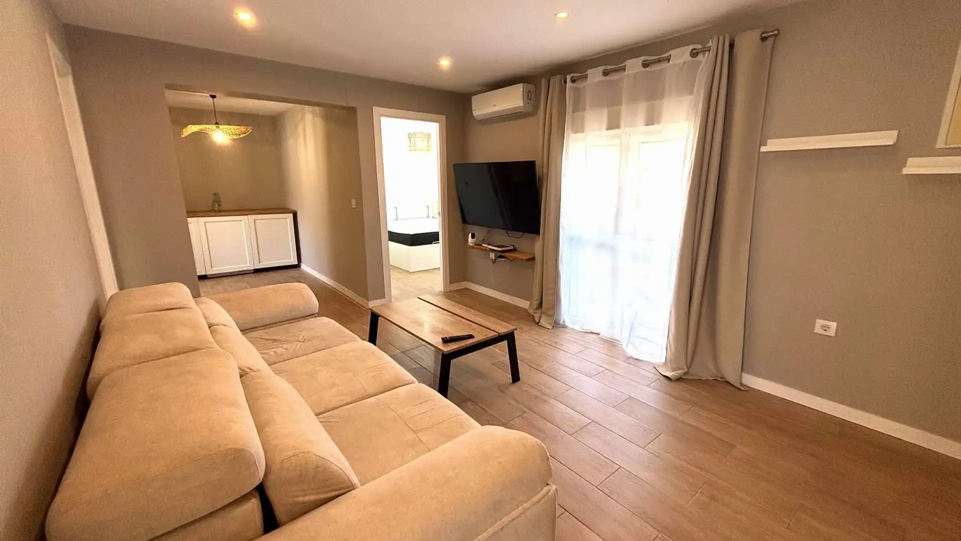 Sala d'estar de Pis en venda en Rota amb Balcó