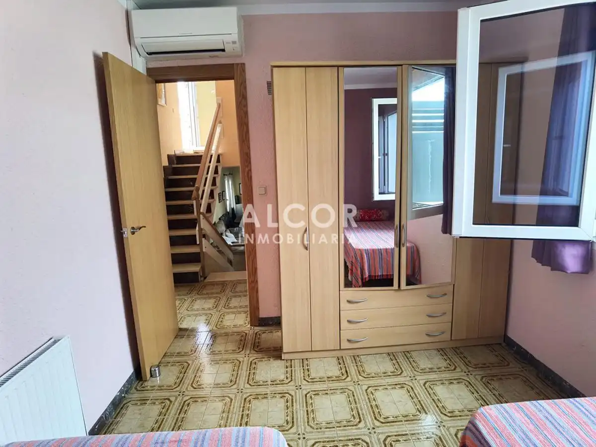 Dormitori de Casa o xalet en venda en Peñíscola / Peníscola amb Aire condicionat, Calefacció i Jardí privat