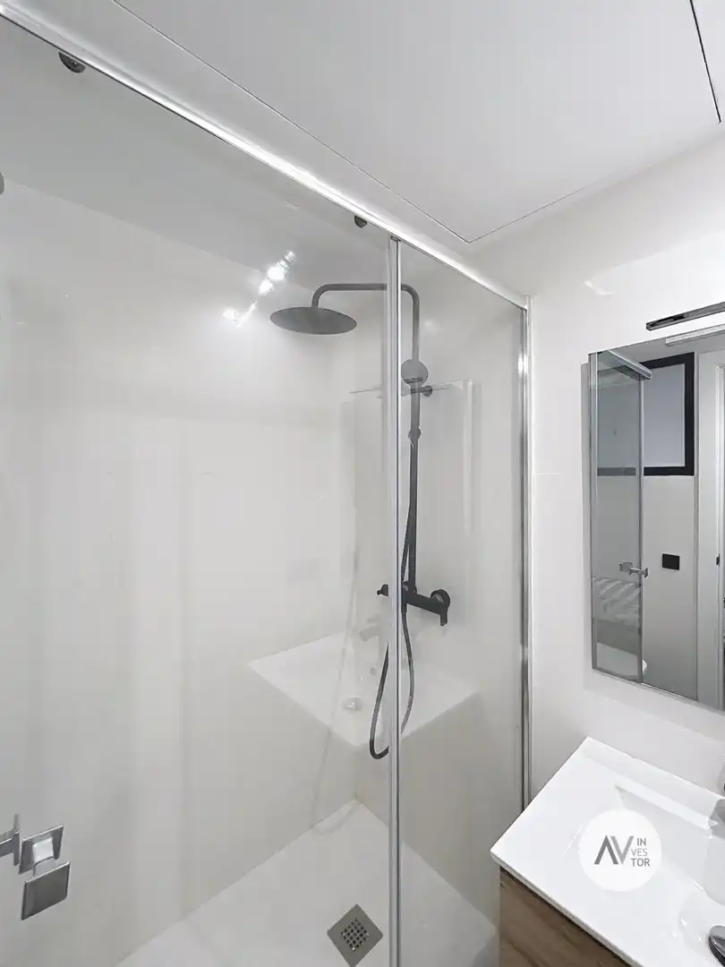 Apartamento con terraza en venta en Carrer RIERA BAIXA, imagen 18