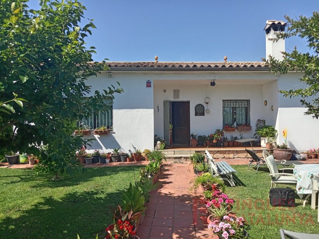 Jardí de Casa o xalet en venda en Vilobí d'Onyar