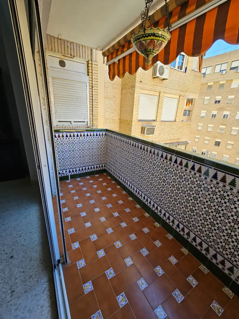 Balcony of Flat for sale in Macarena