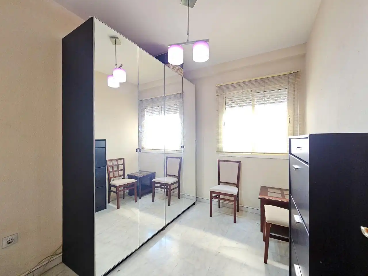 Schlafzimmer von Wohnung zum Verkauf in Alcalá de Guadaira mit Möbliert und Balkon