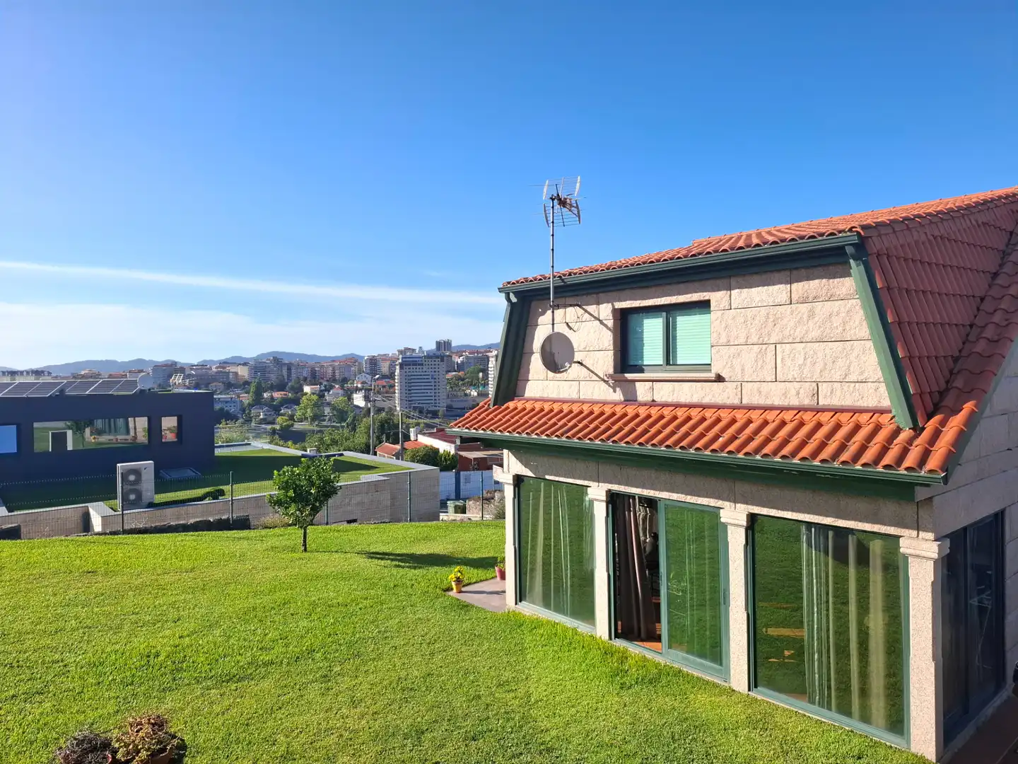 Casa con jardín en venta en Camiño Viloura, imagen 46