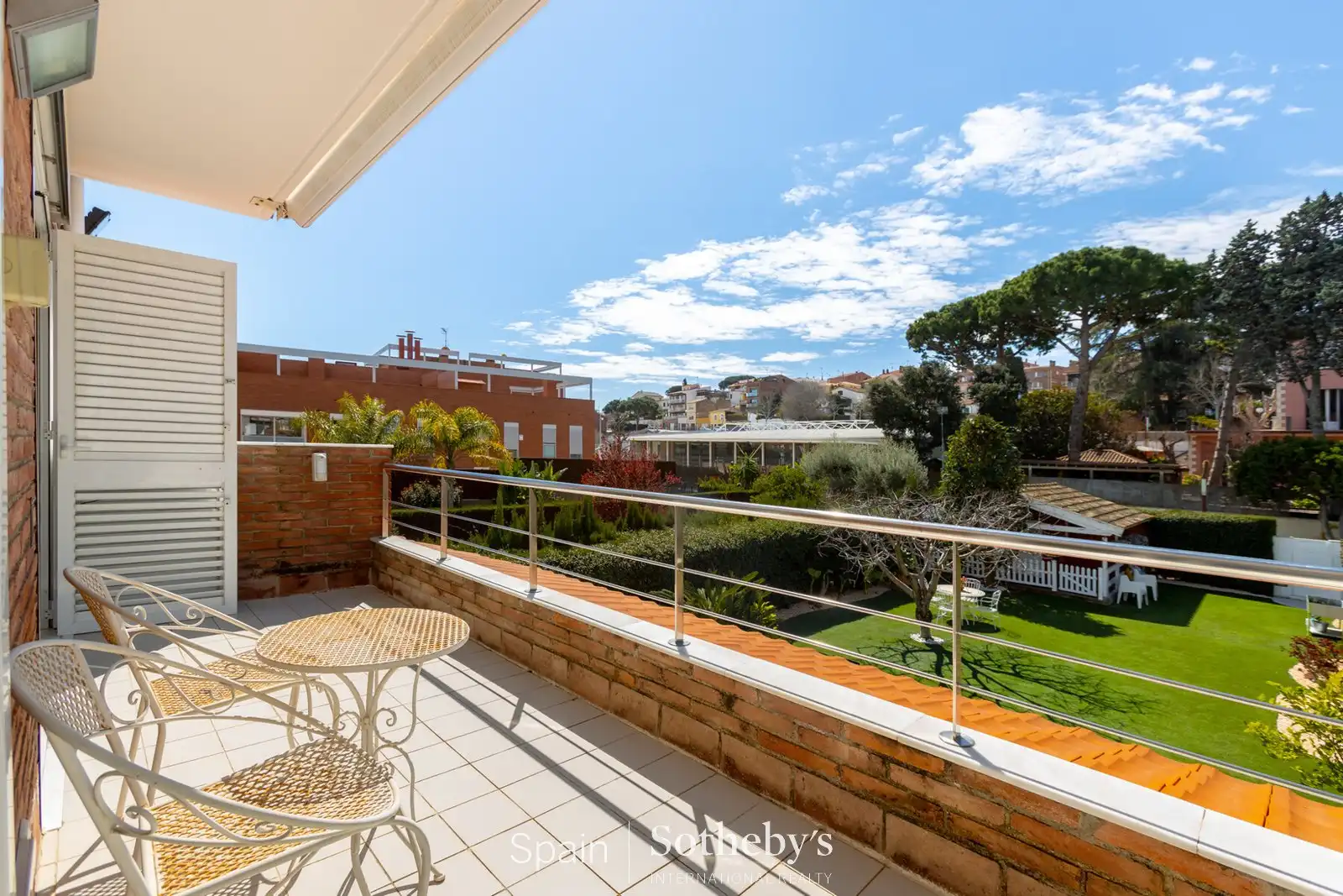 Terraza de Casa o chalet en venta en Alella con Aire acondicionado, Calefacción y Jardín privado