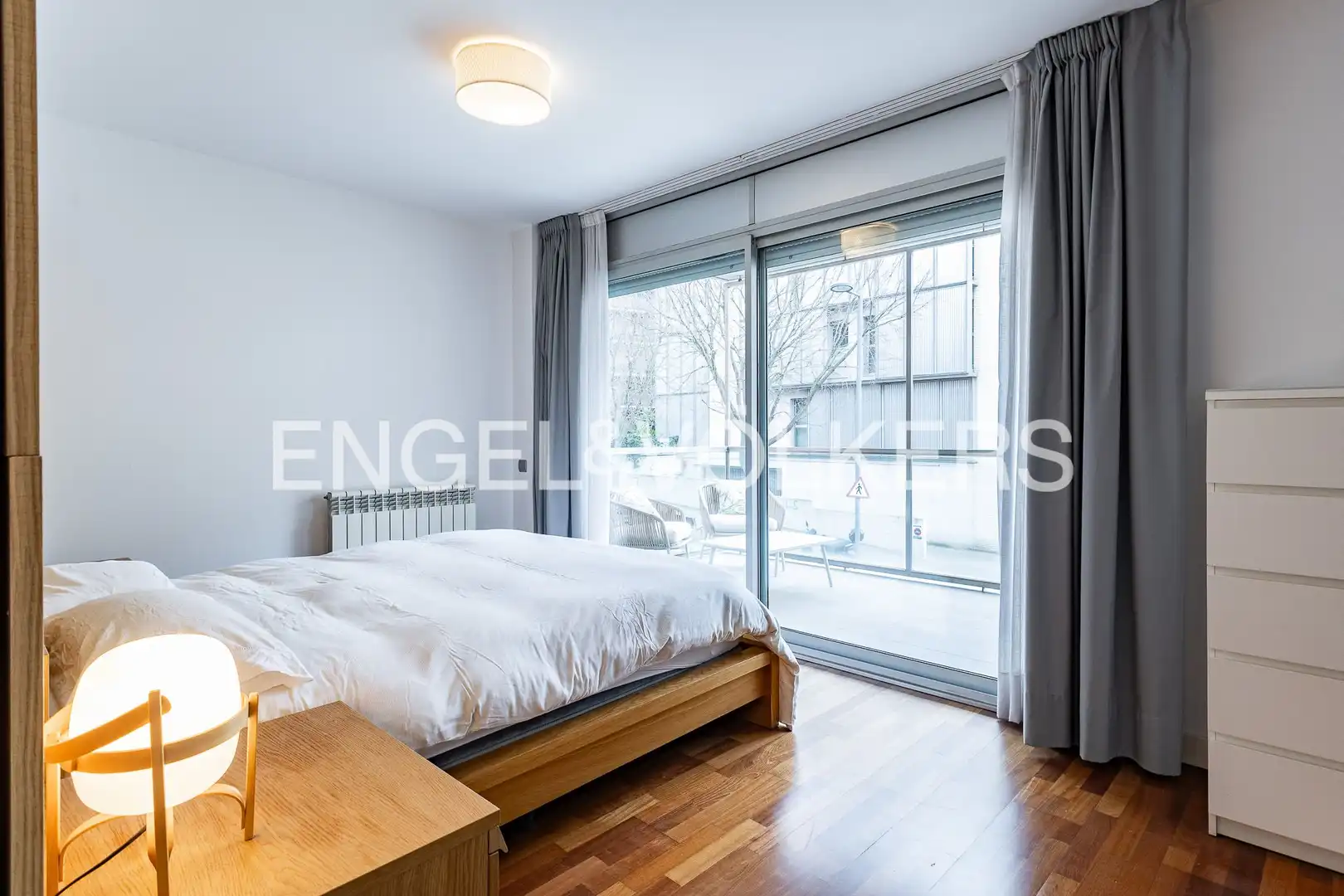 Habitación de Piso en venta en Sant Cugat del Vallès con Aire acondicionado, Calefacción y Jardín privado