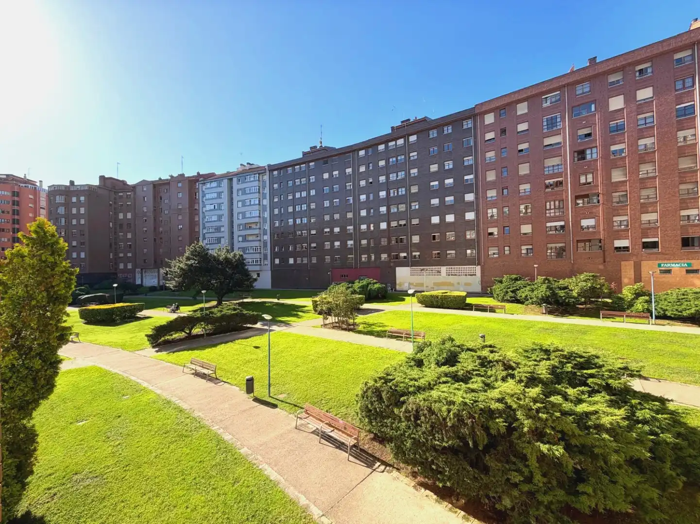Appartamento con giardino in vendita a Avilés - Calle Juan XXIII