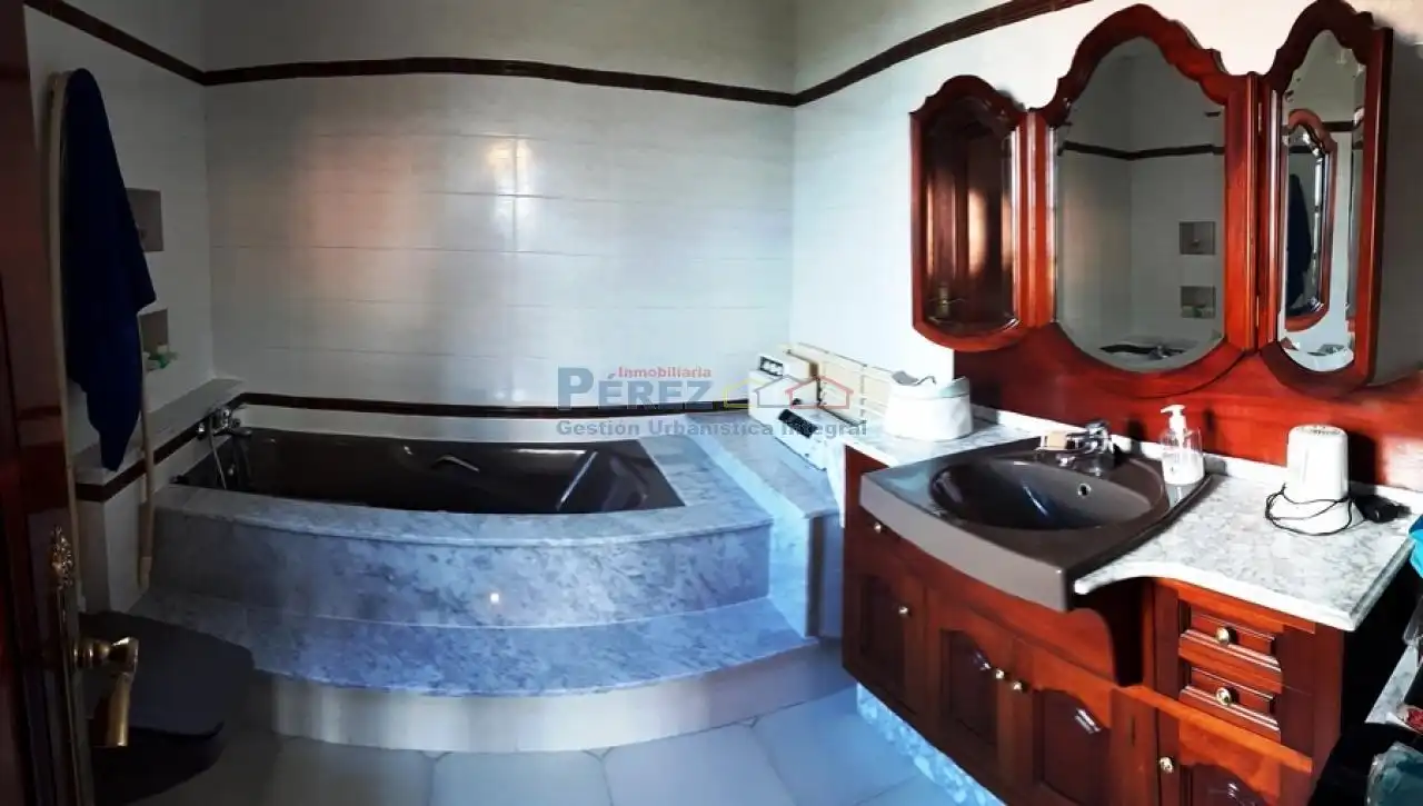 Baño de Casa o chalet en venta en Fene con Calefacción, Jardín privado y Amueblado