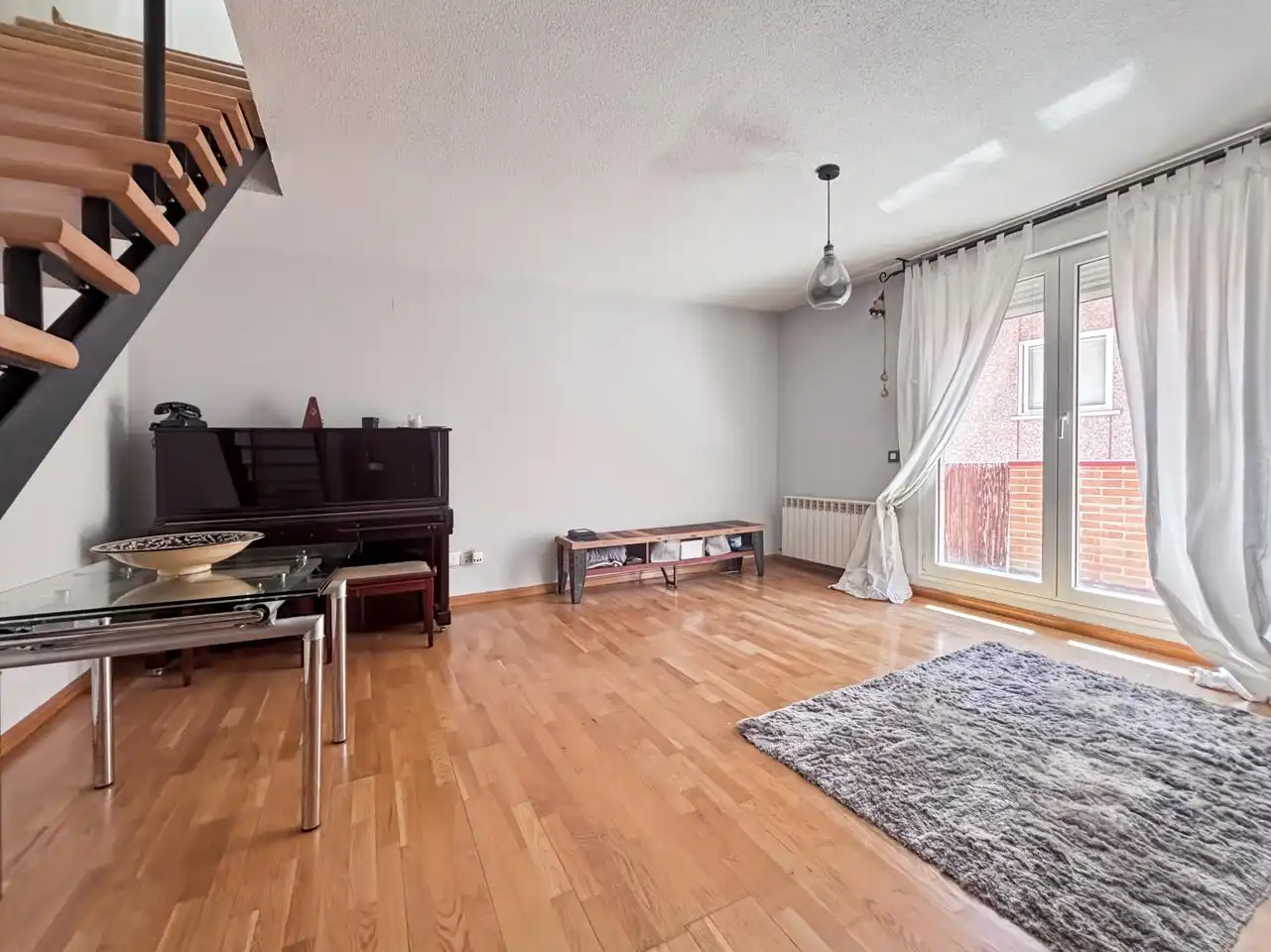 Sala de estar de Dúplex en venta en Galapagar con Calefacción y Terraza