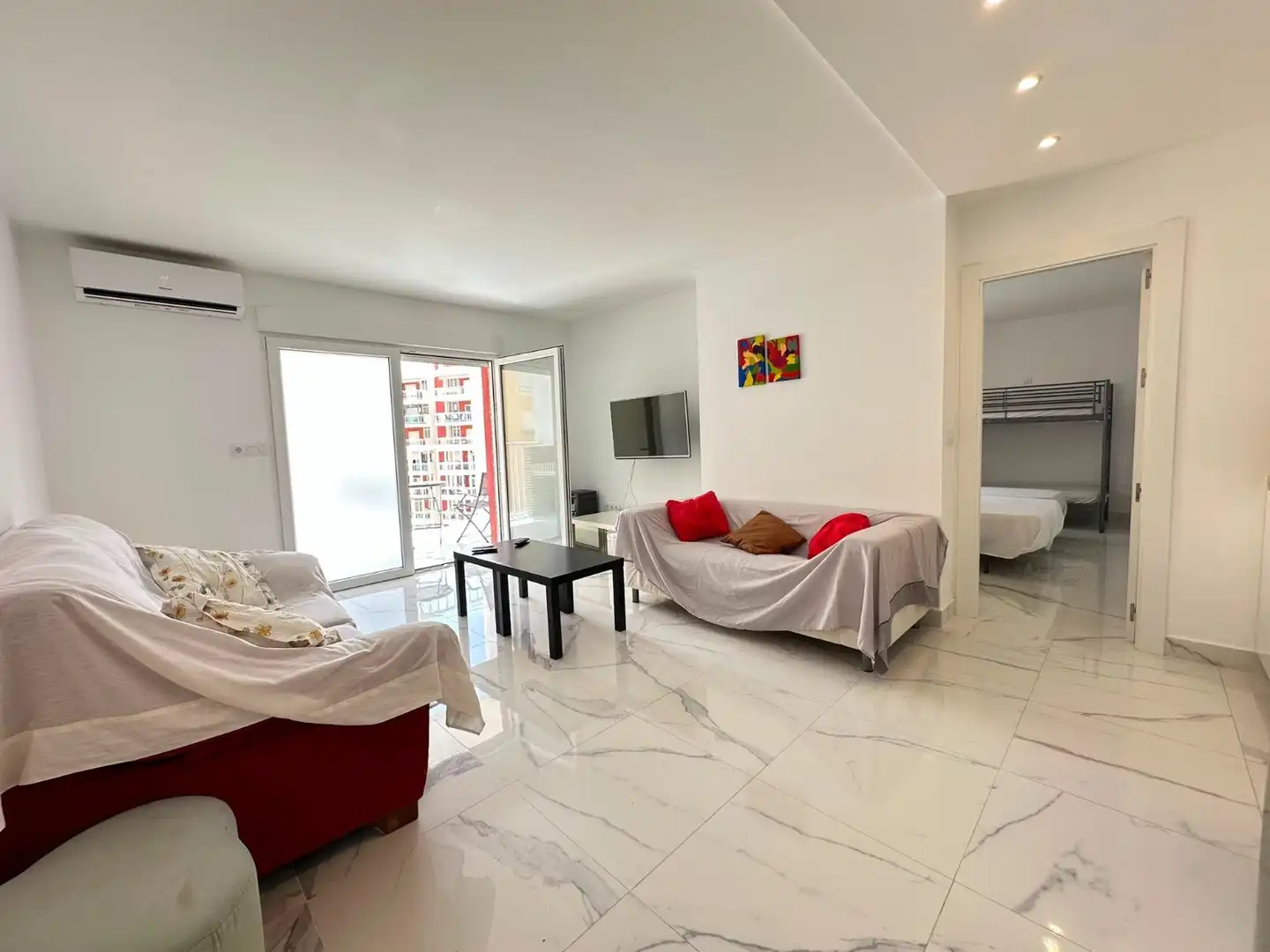Sala de estar de Apartamento en venta en Cartagena con Amueblado y Balcón
