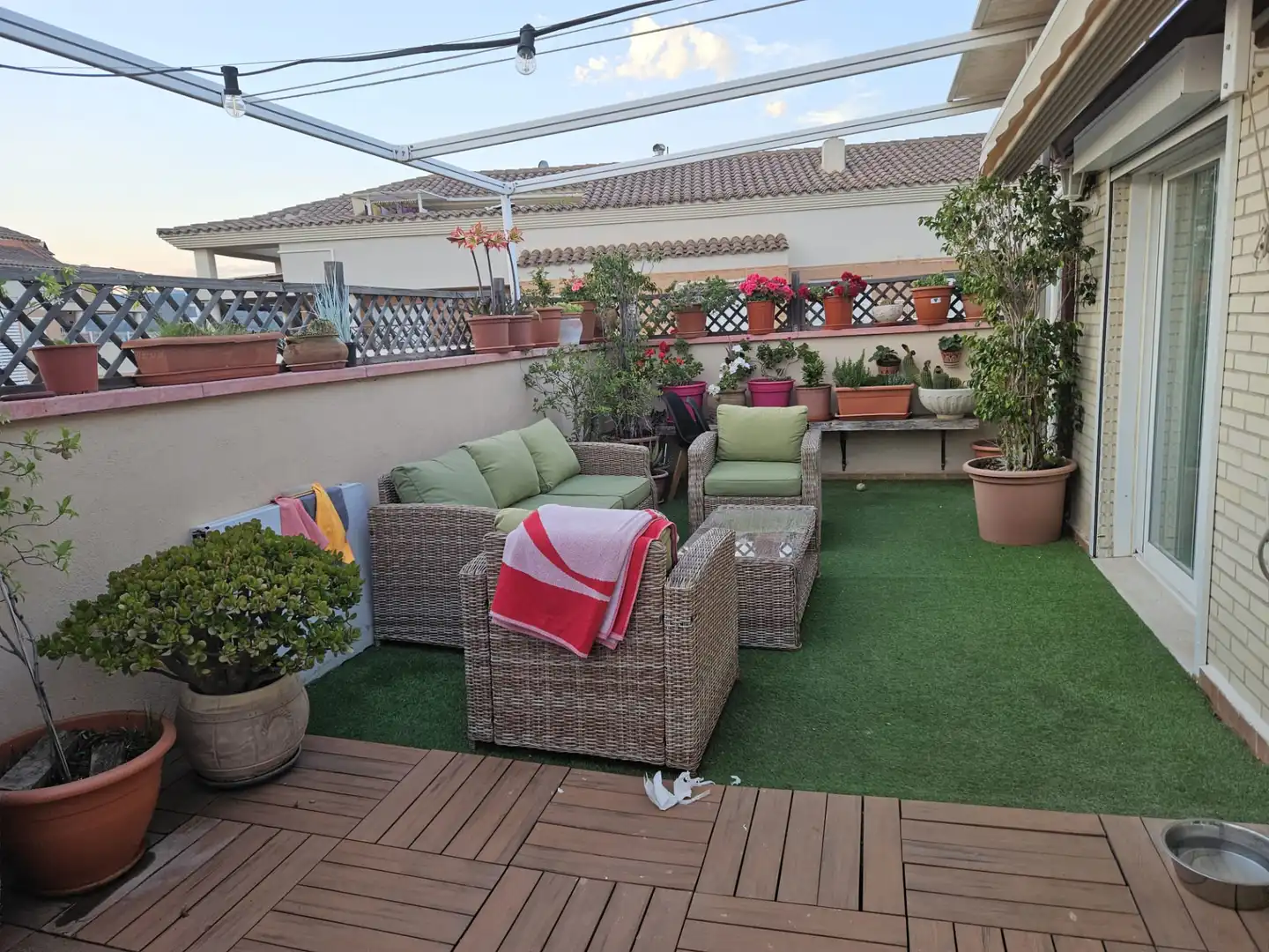 Ático con ascensor en venta en Oeste