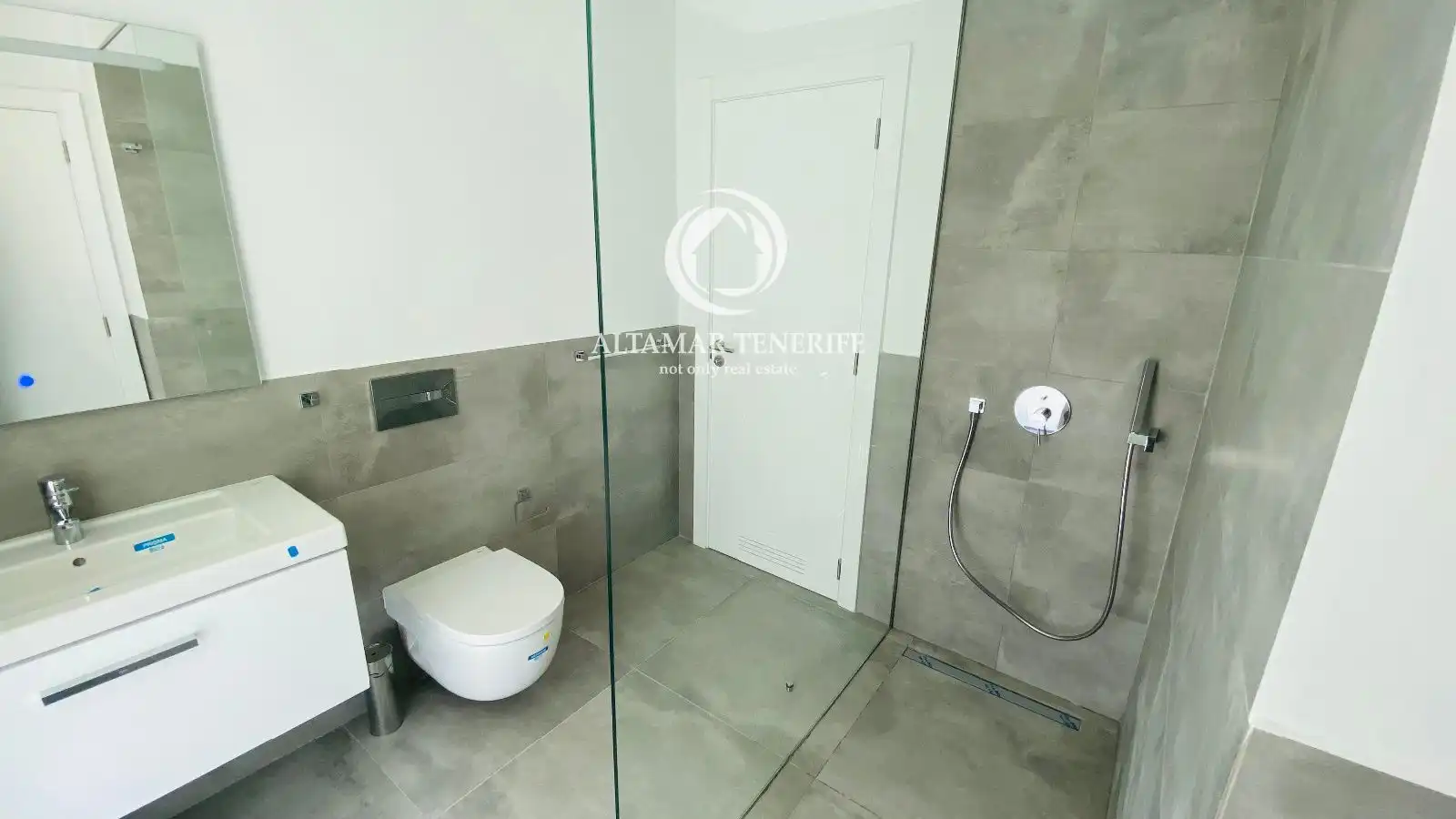 Bany de Casa o xalet de lloguer en Adeje amb Aire condicionat, Terrassa i Traster