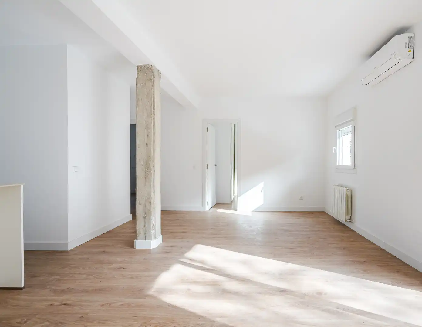 Wohnung zum Verkauf in Madrid mit Klimaanlage und Heizung
