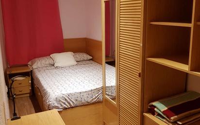 Flat to share in El Camp de l'Arpa del Clot