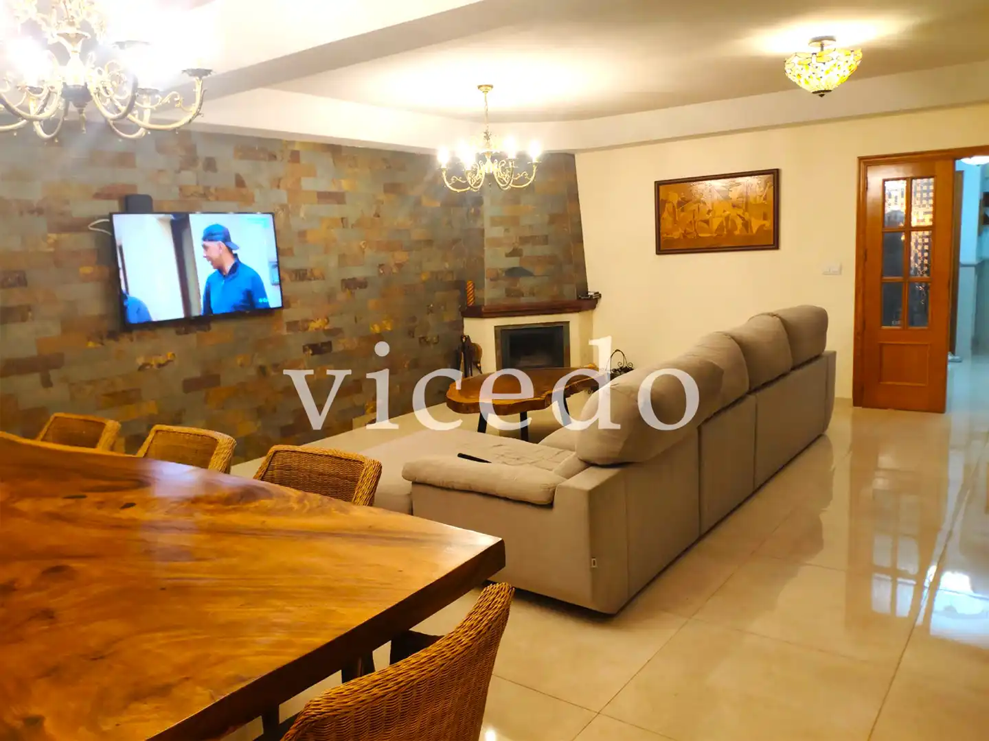 Sala de estar de Casa adosada en venta en Mutxamel con Aire acondicionado, Trastero y Amueblado