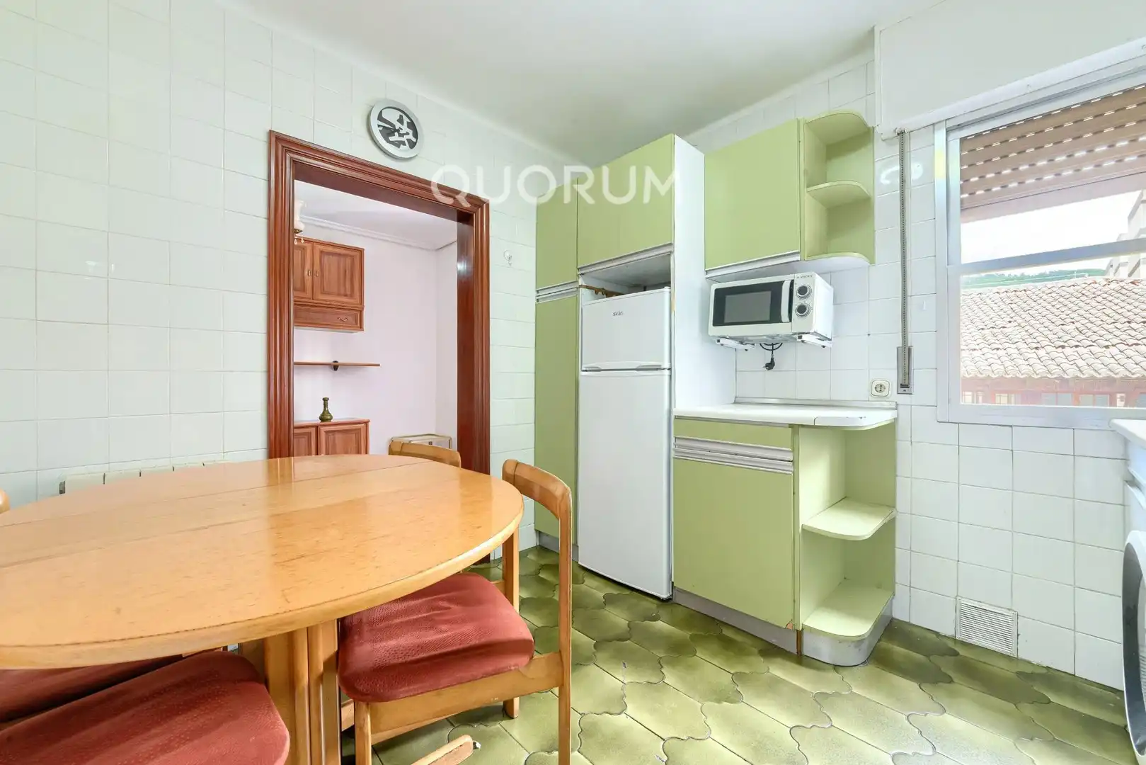 Kitchen of Flat for sale in Basauri   with Heating, Parquet flooring and Terrace