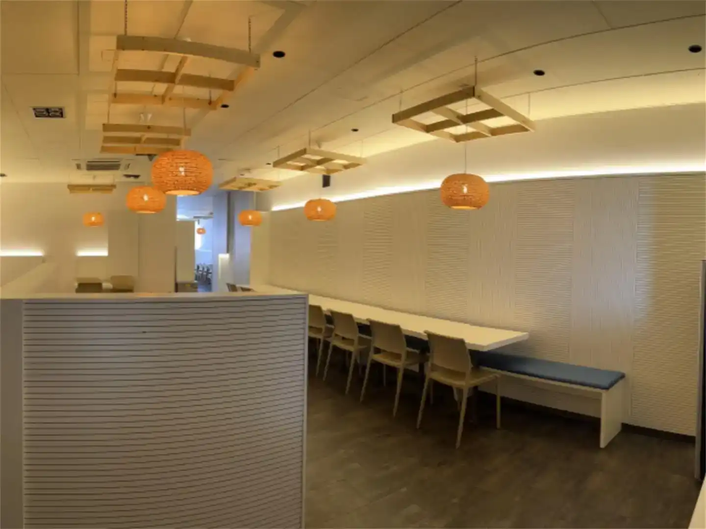 Commercial properties for rent in Avinguda del Cavall Bernat, Centre - Platja