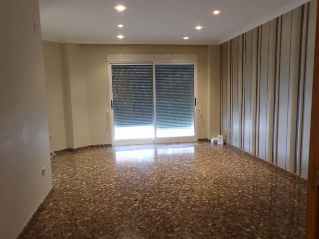 Piso en Alquiler en Parque de la Bombilla