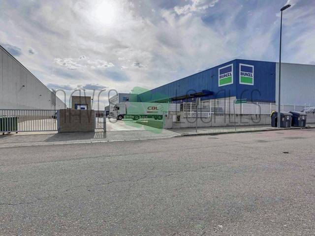 Nave industrial en Alquiler en Cuevas - Ilustración