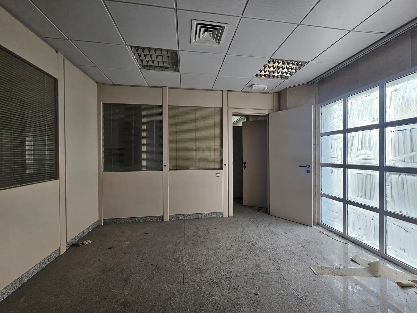 Commercial properties for sale in Alhendín