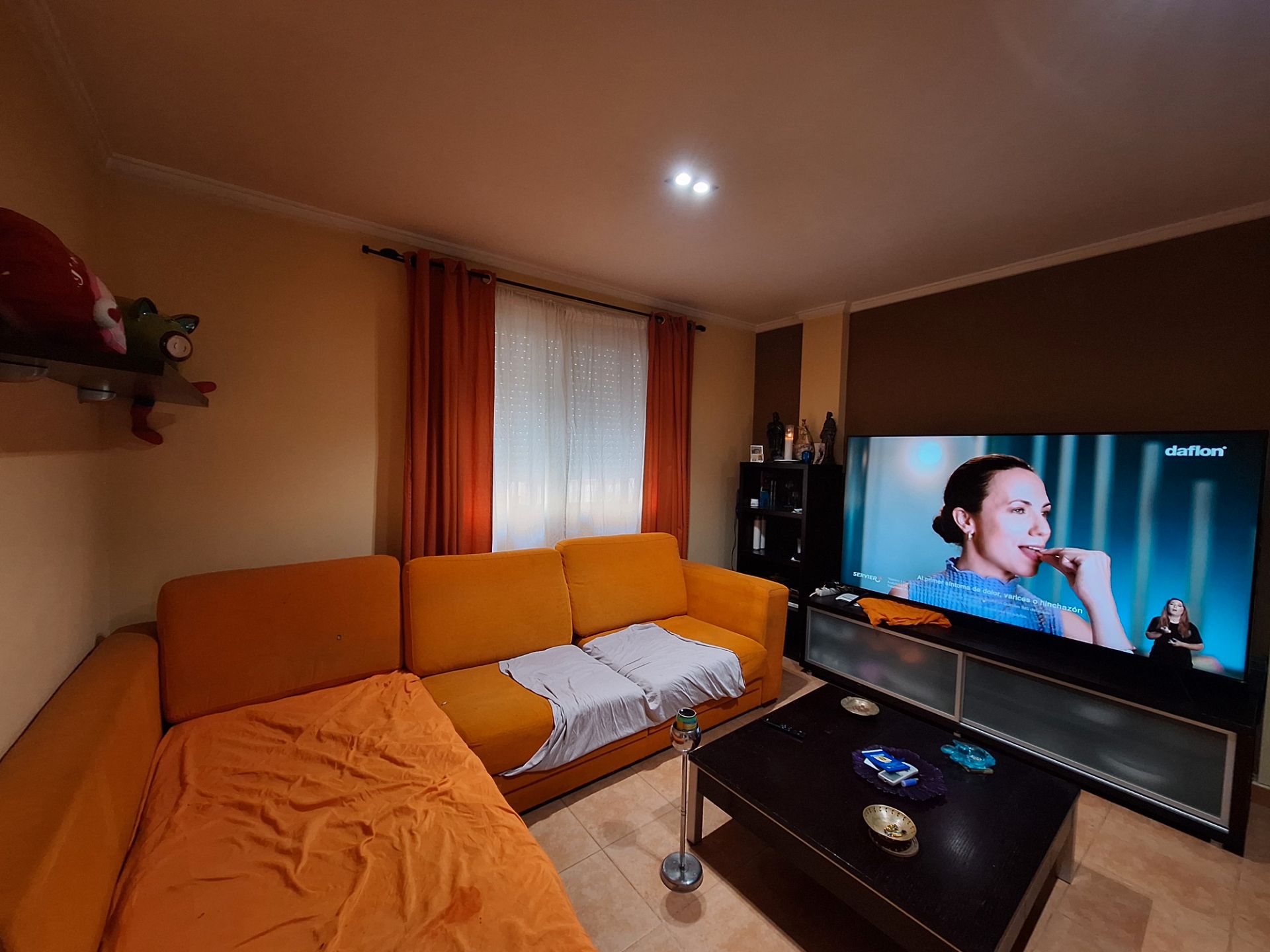 Sala d'estar de Casa adosada en venda en Sueca amb Aire condicionat, Terrassa i Forn