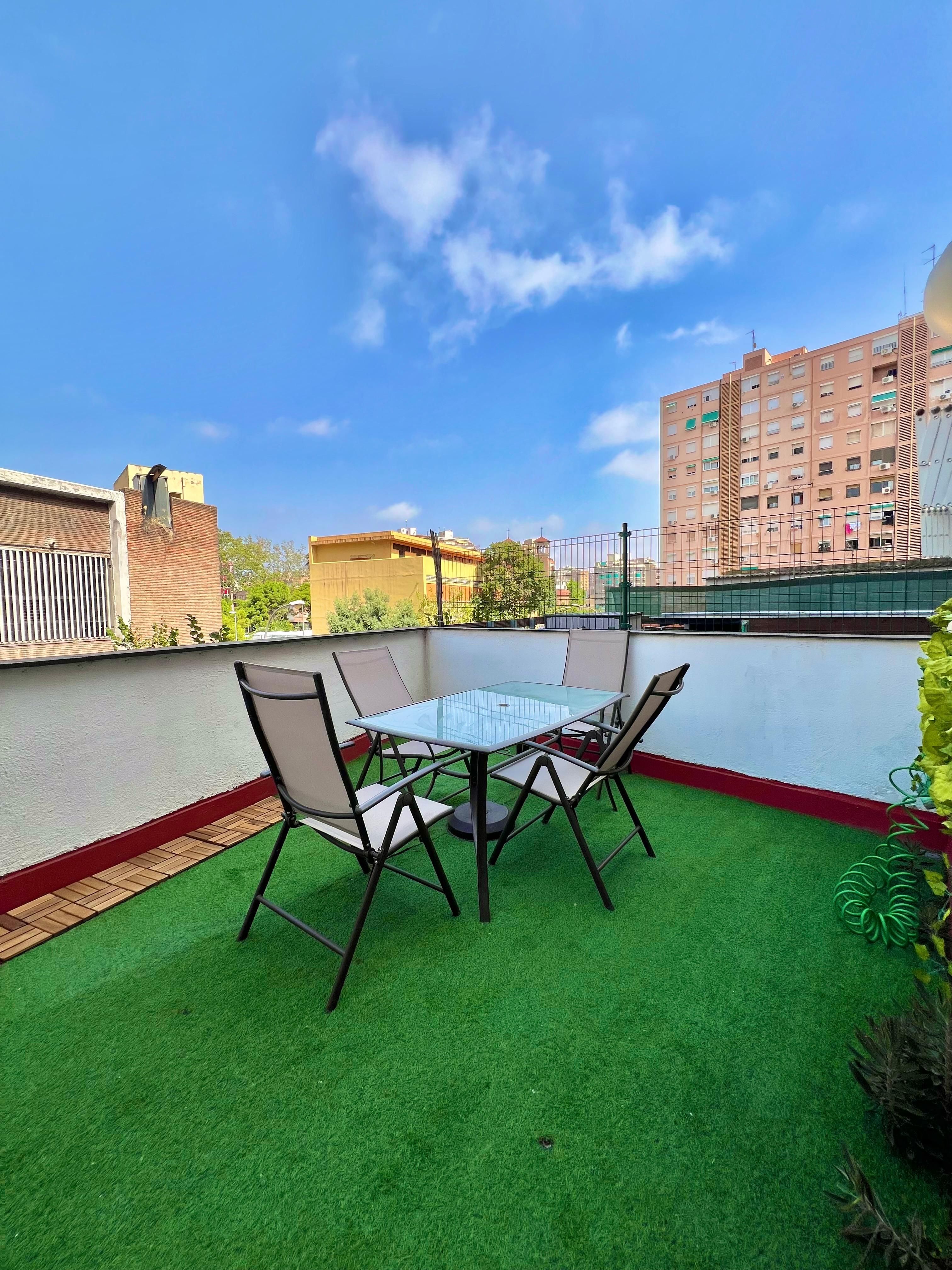 Terrace of Duplex for sale in L'Hospitalet de Llobregat  with Heating and Terrace