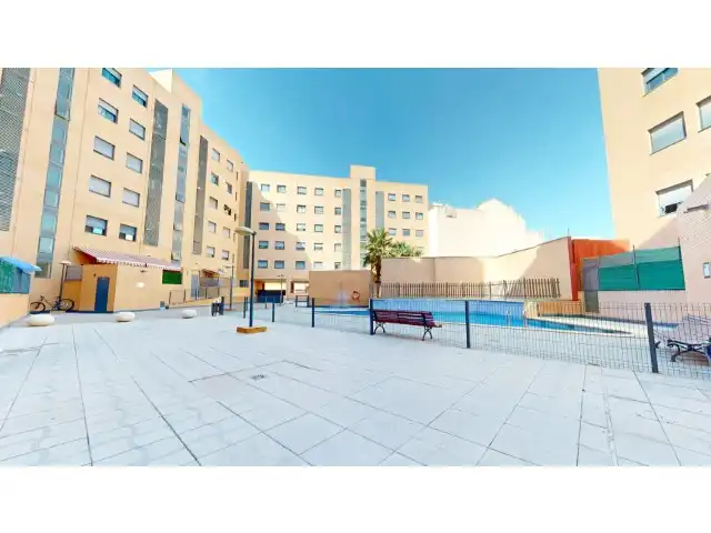 Vista exterior de Piso en venta en Picassent con Aire acondicionado, Terraza y Piscina