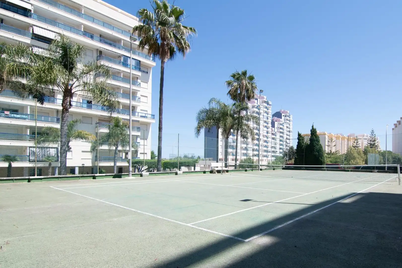 Vista exterior de Apartamento en venta en Gandia con Terraza y Piscina comunitaria