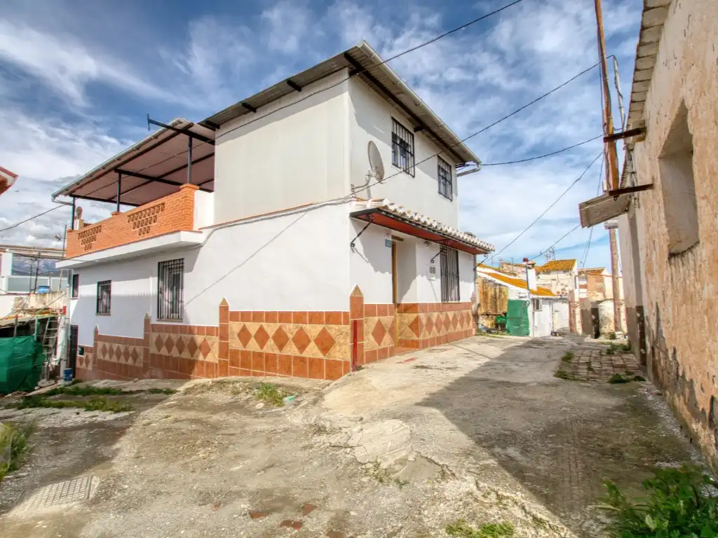 Vista exterior de Casa o chalet en venta en Vélez-Málaga con Terraza