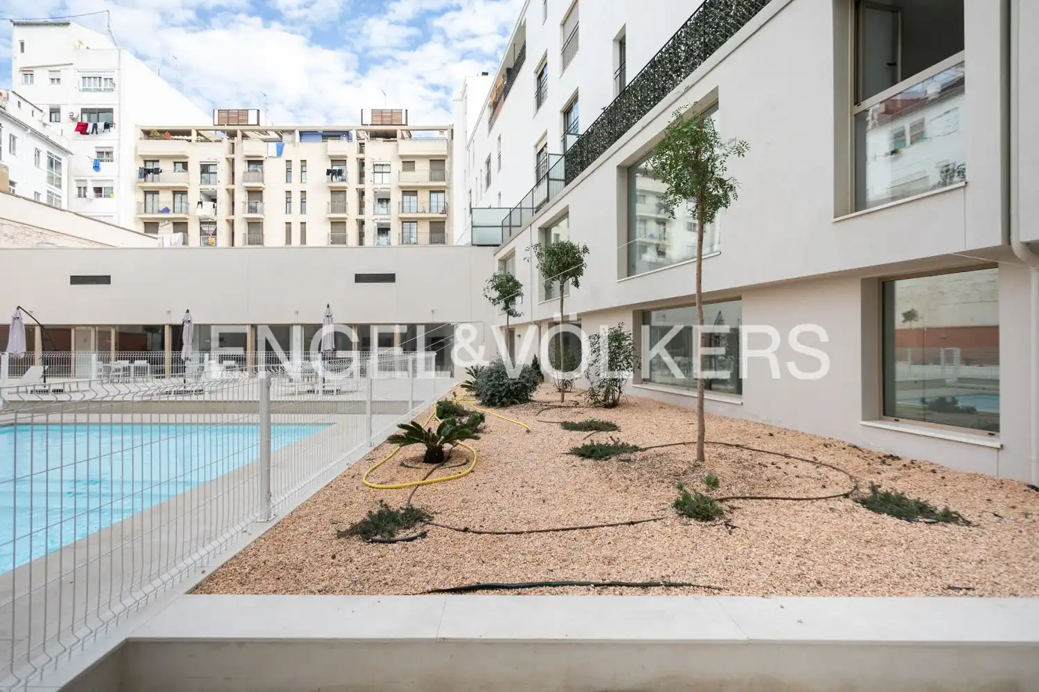 Piscina de Piso de alquiler en Valencia con Aire acondicionado, Calefacción y Jardín privado