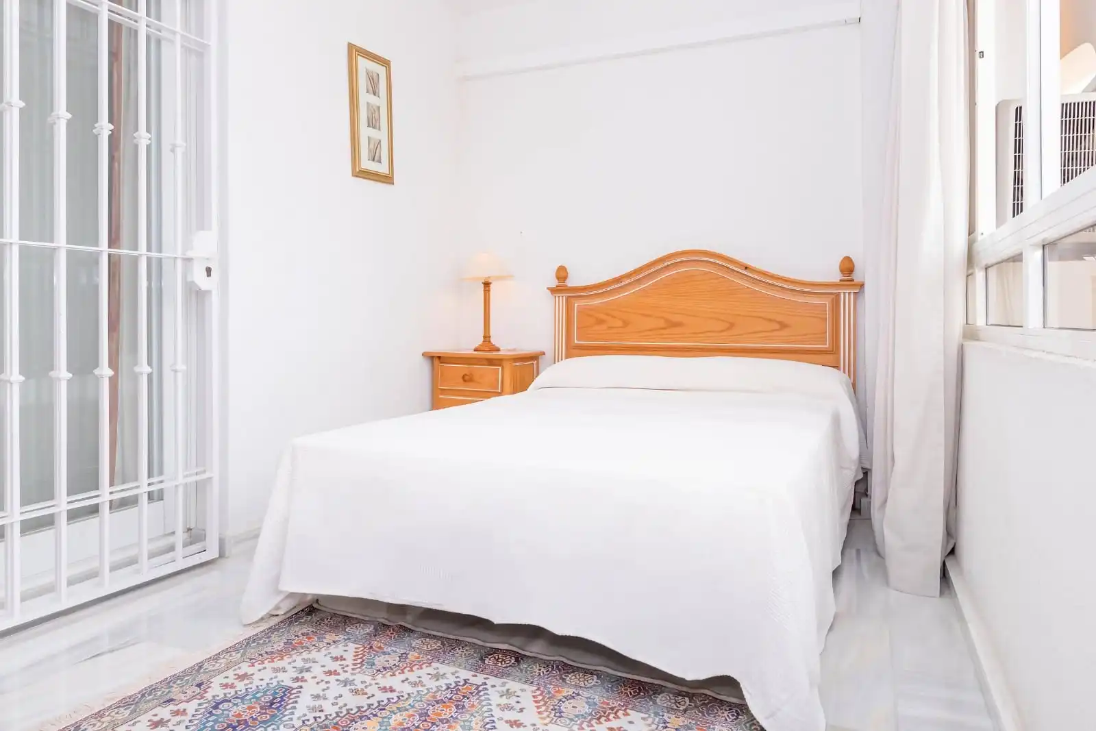 Schlafzimmer von Wohnung zur Miete in Benalmádena mit Klimaanlage, Terrasse und Möbliert